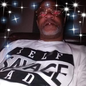 Meet your Posher, Louis